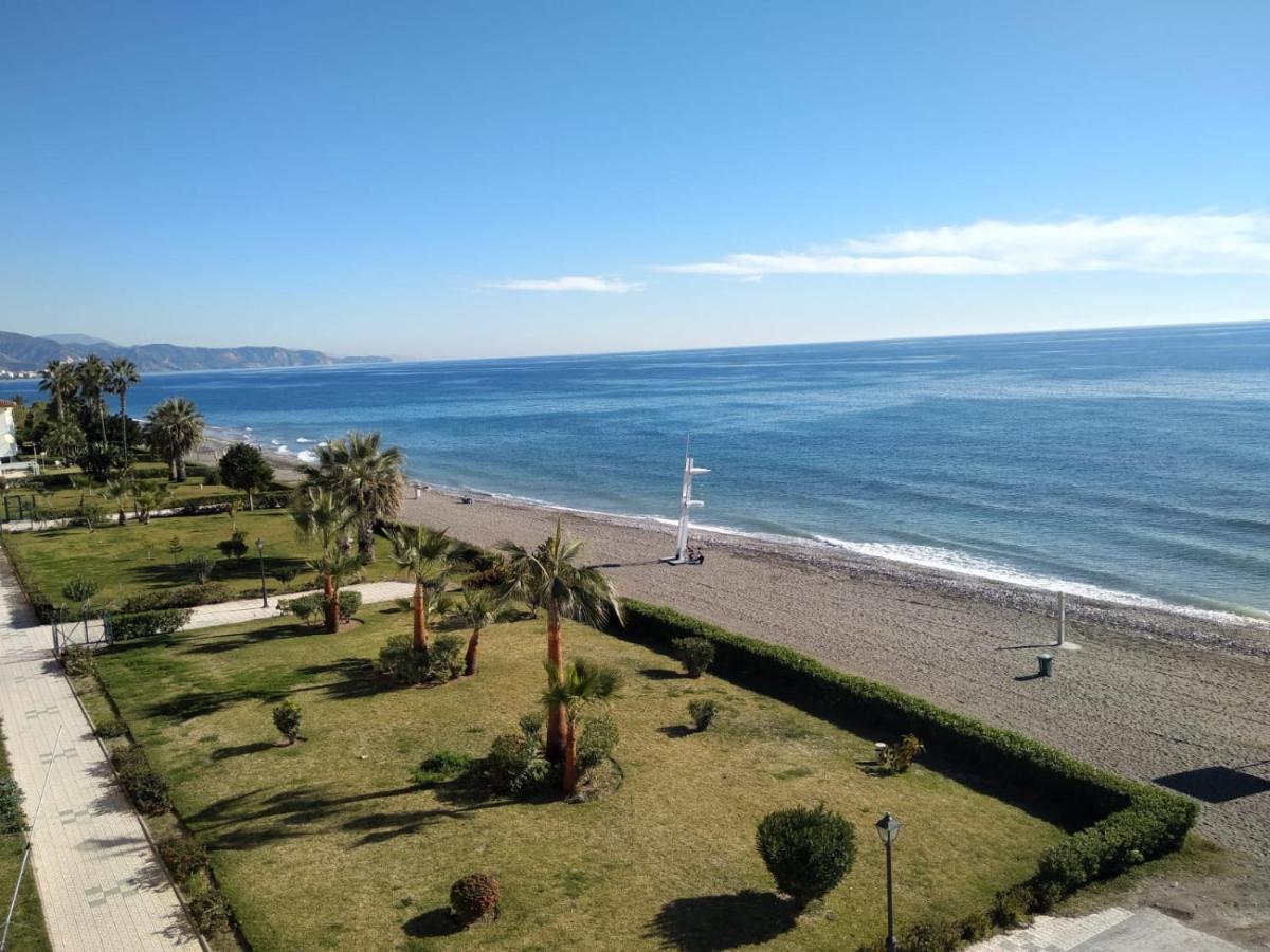 Torrox Costa Beachfront Apartment Exteriér fotografie