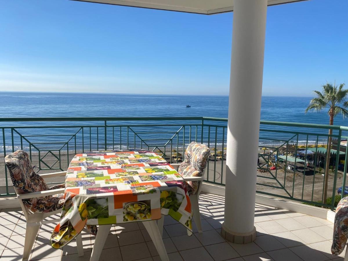 Torrox Costa Beachfront Apartment Exteriér fotografie