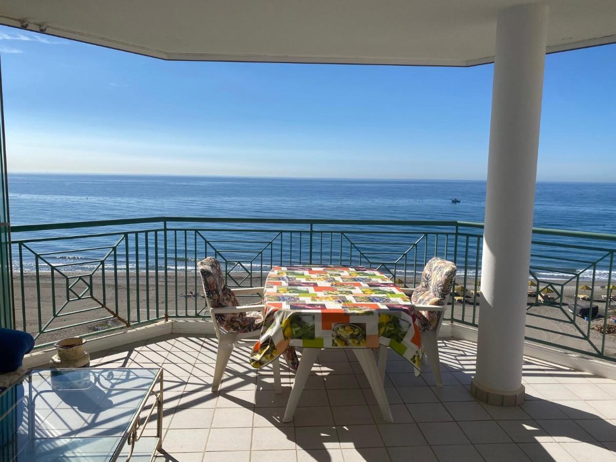 Torrox Costa Beachfront Apartment Exteriér fotografie