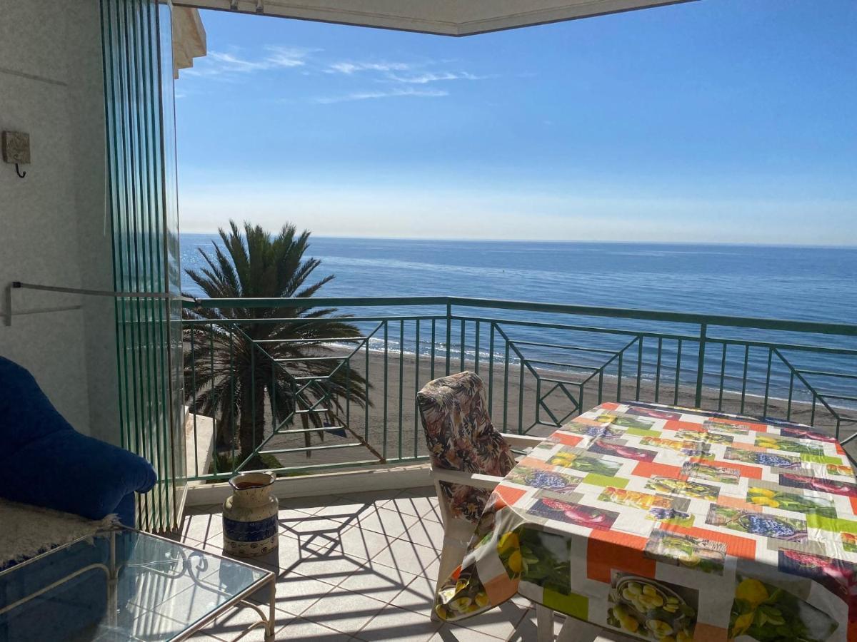Torrox Costa Beachfront Apartment Exteriér fotografie